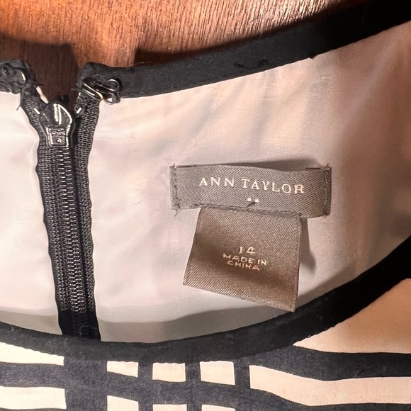 Ann Taylor Black White Plaid Midi Dress Sleeveless Old Money Minimalist Size 14 - Picture 5 of 6